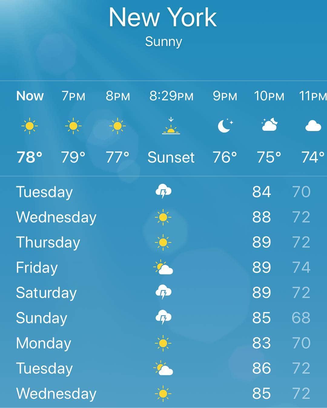 ジョン・レグイザモさんのインスタグラム写真 - (ジョン・レグイザモInstagram)「10 days of nearly 90 degree weather! And crazy rain! It’s like Florida weather but in the north east! Climate change is no joke!」6月25日 21時02分 - johnleguizamo