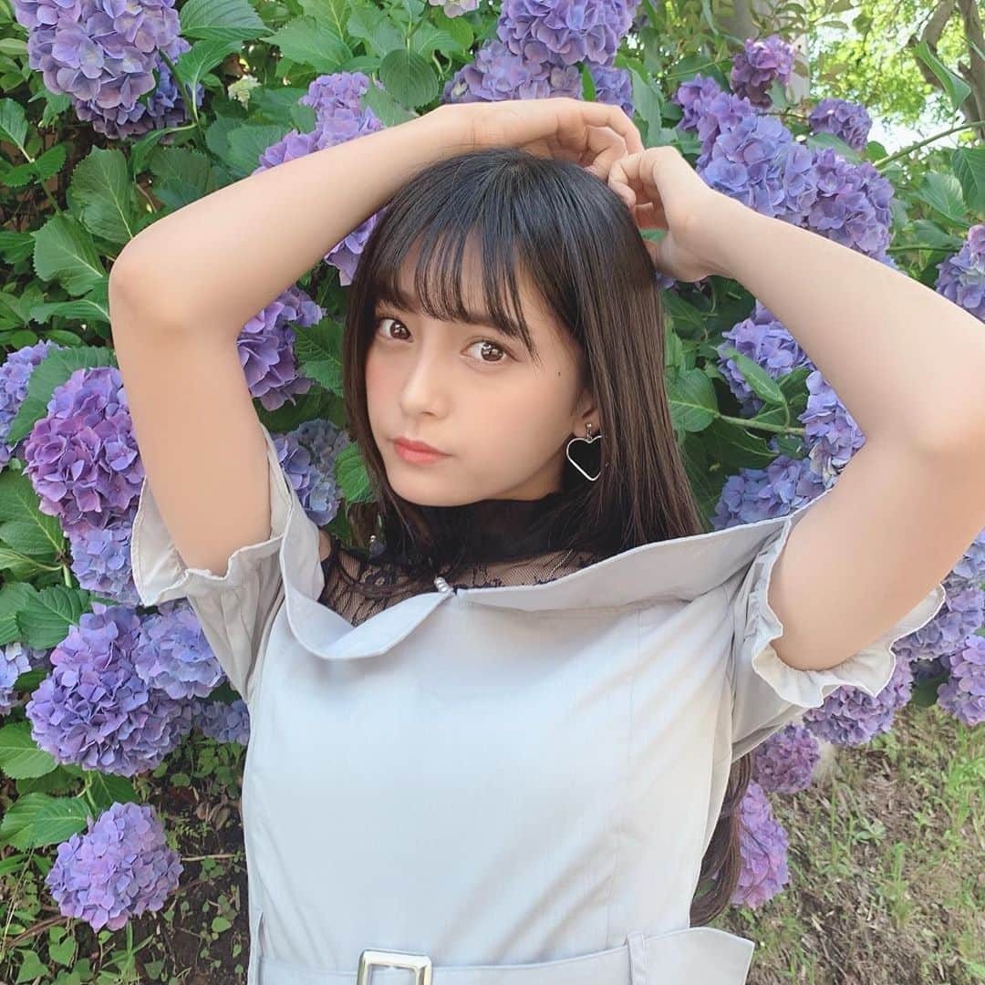 小山リーナさんのインスタグラム写真 - (小山リーナInstagram)「あじさい咲いてた💜 ・ ・ #私服 #ワンピース #梅雨 #紫陽花 #あじさい #高校生 #16歳 #アイドル #ankrouge #bubblestokyo #idol #jk #followme #photo #ootd #cute #flower #fashion」6月25日 21時24分 - rina_koyama_box