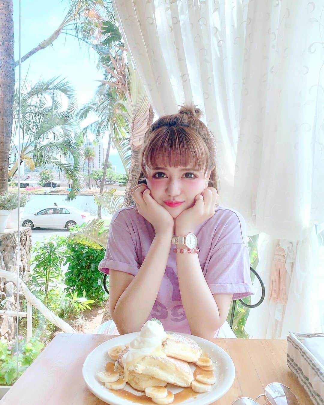 河西里音さんのインスタグラム写真 - (河西里音Instagram)「Cream Pot❤ 3年ぶりに来れました🥞✨ 大好きなカフェ♪♪♪ やっぱジブリみたいな世界観🎈🌈🎠 ♡ ♡ ♡ #hawaii #CreamPot #cute #cafe #natural #pancake #meruhen」6月25日 21時26分 - rion_kasai