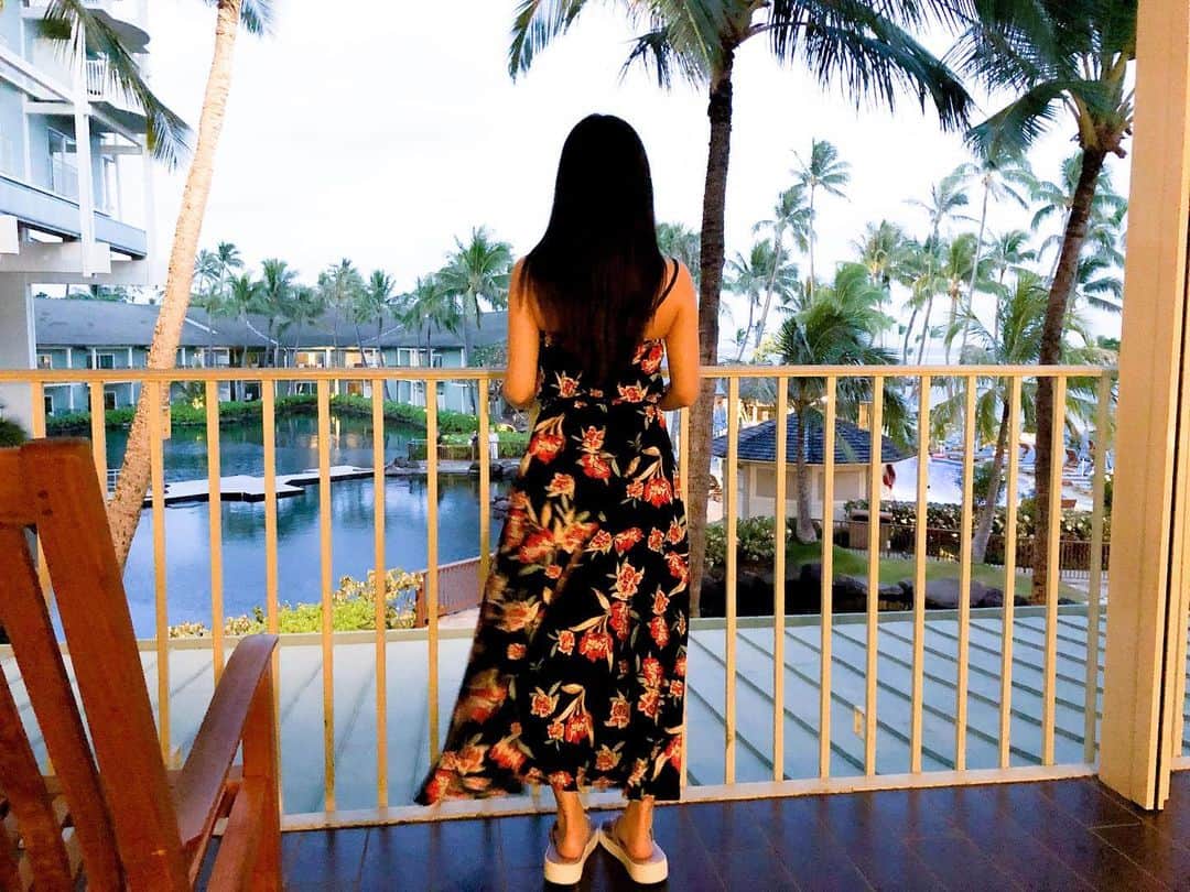 阿島ゆめさんのインスタグラム写真 - (阿島ゆめInstagram)「🌹 . . ハワイのために買った お気に入りワンピース👗❣️ . こーゆーワンピース持ってなかったけど ハワイなら挑戦できる🧜‍♀️❣️」6月25日 21時28分 - yume_ajima