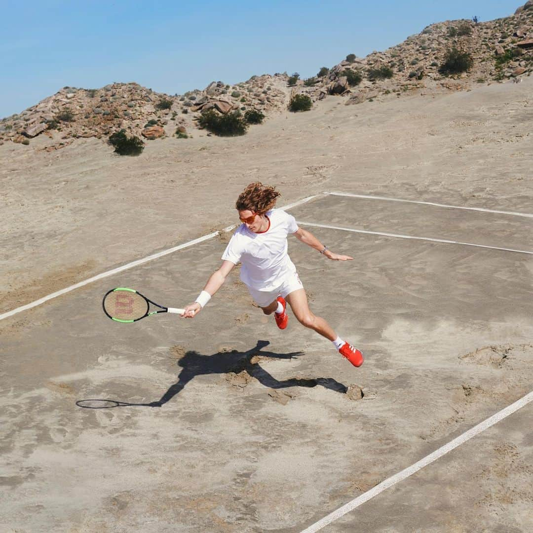 ステラ・マッカートニーさんのインスタグラム写真 - (ステラ・マッカートニーInstagram)「Tennis whites go green 🌱The new adidas by Stella McCartney collection is here, worn by athlete @stefanostsitsipas98, and it pushes the limits of sustainability and performance. ⁣ ⁣ Discover the collection on StellaMcCartney.com now!⁣ ⁣ #aSMC #StellaMcCartney」6月25日 21時38分 - stellamccartney