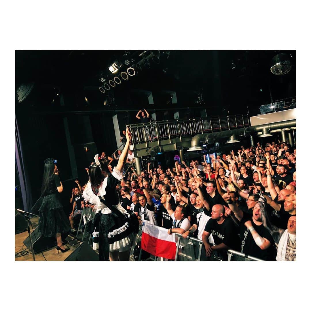 廣瀬茜さんのインスタグラム写真 - (廣瀬茜Instagram)「【WORLD TOUR🌏】 BAND-MAID WORLD DOMINATION TOUR 2019【激動】~gekidou~ June 24th (Mon.) Bochum @ Zeche🇩🇪 . Vielen Dank☺︎♪ . Es war eine klasse zeit mit dir💖 Auf Wiedersehen!!!! . #bandmaid #worldtour #gekidou #germany」6月25日 21時43分 - akane_bandmaid