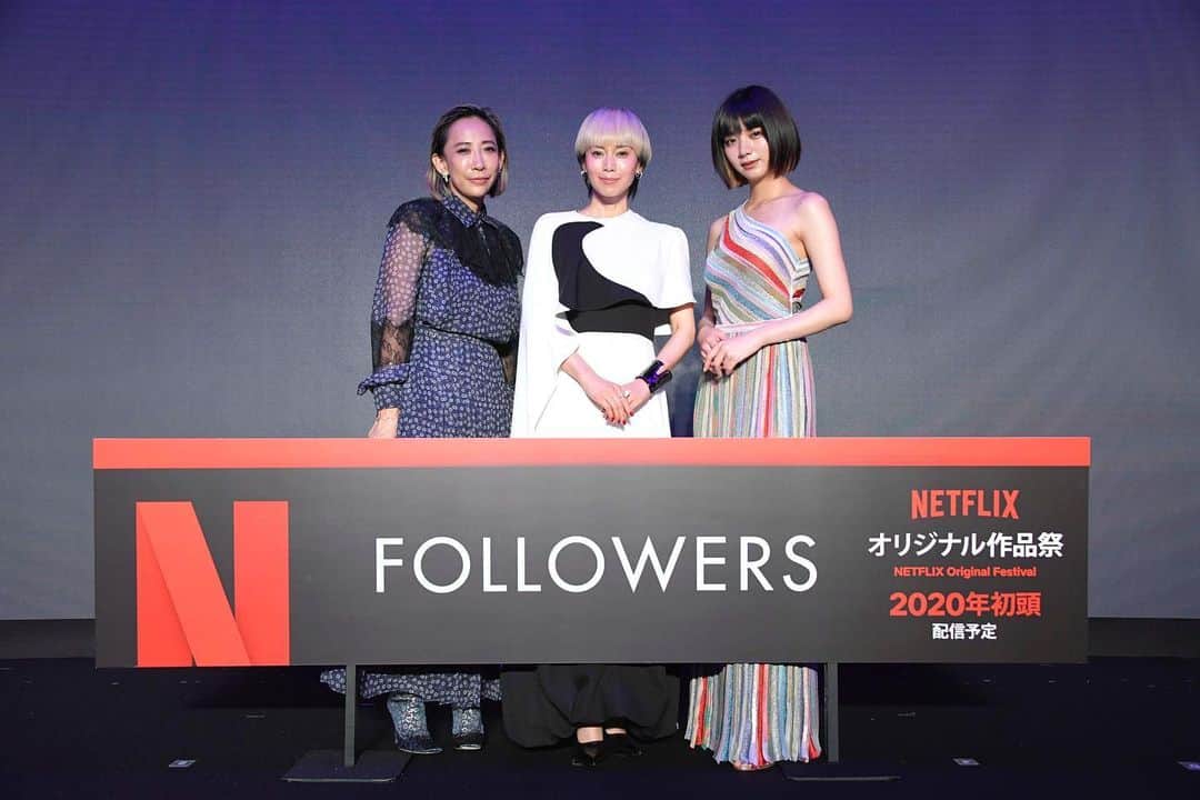 Netflix Japanさんのインスタグラム写真 - (Netflix JapanInstagram)「#Netflixオリジナル作品祭 豪華ステージ2⃣📽﻿ ﻿ 『FOLLOWERS』から、蜷川実花監督、中谷美紀さん、池田エライザさんが登場🌹﻿ まるで姉妹のように仲良しな3人で、盛り上がっていました✨﻿ ﻿ #FOLLOWERSNetflix #ネトフリ」6月25日 21時54分 - netflixjp