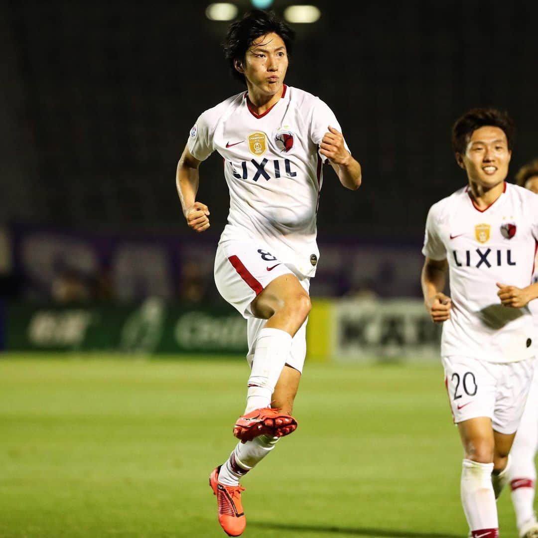 鹿島アントラーズさんのインスタグラム写真 - (鹿島アントラーズInstagram)「Master.  #鹿島アントラーズ #kashimaantlers #acl2019 #サンフレッチェ広島 #土居聖真 #master」6月25日 22時01分 - kashima.antlers