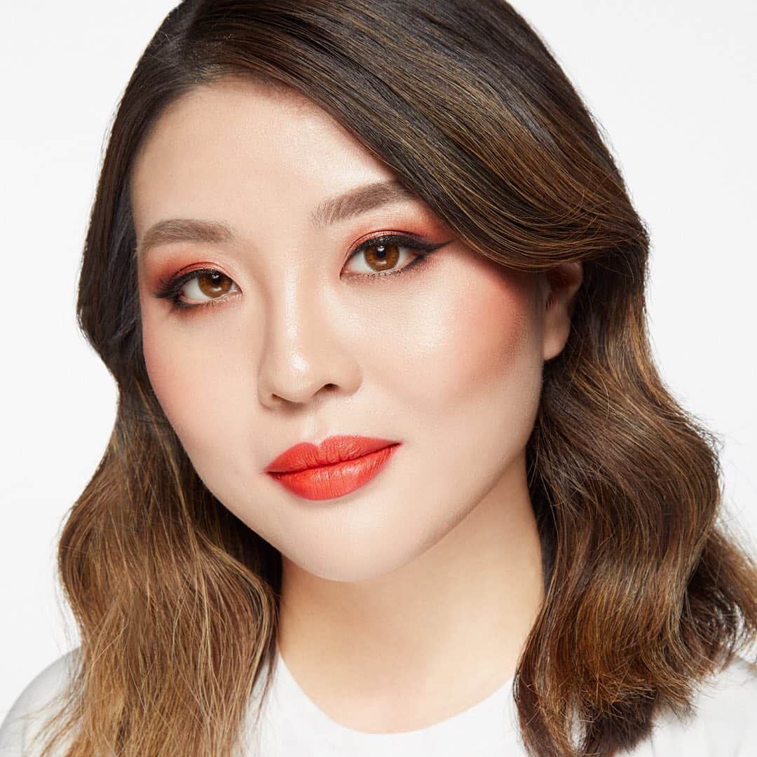 M·A·C Cosmetics Canadaさんのインスタグラム写真 - (M·A·C Cosmetics CanadaInstagram)「This Thursday, grab all of @CHERMYCLOSET’s favourites, including Eye Shadow in Omega, most-loved Powder Blush in Peaches and Lipstick in So Chaud.  MAC X @CHERMYCLOSET Available 06/27 Exclusively at @HUDSONSBAY $65.00 CAN ($141.00 CAN Value) #MACCANADIANORIGINAL」6月25日 22時11分 - maccosmeticscanada