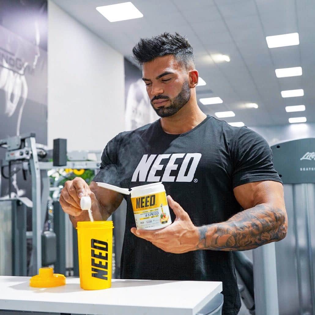 Sergi Constanceさんのインスタグラム写真 - (Sergi ConstanceInstagram)「Time to workout, taking 1 scoop of @need_supps “4-speed” as pre-workout to have ➕ power,➕ strenght & ➕ speed recovery . “4-speed” is avaliable in 2 great taste flavors: 🍉Watermelon 🍑Peach . 👉Order @need_supps online ( click link bio @need_supps ) or visit website WWW.NEEDSUPPS.SITE」6月25日 23時27分 - sergiconstance