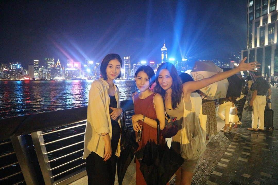 ANNA さんのインスタグラム写真 - (ANNA Instagram)「✨Victoria Harbour🌃✨・ ・ ・ #夜景 #香港 #hongkong #victoriaharbour #besties #travel」6月26日 0時10分 - anna_flare