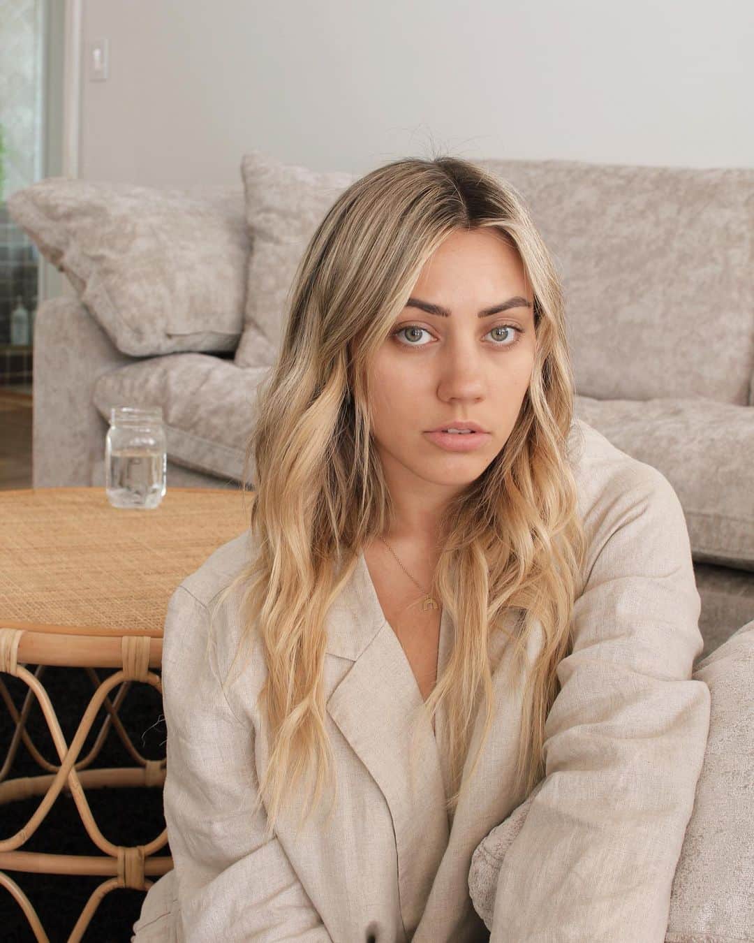 Camden Scottのインスタグラム：「Couch series part two of three. I’m also a professional mid photo blinker🙃」