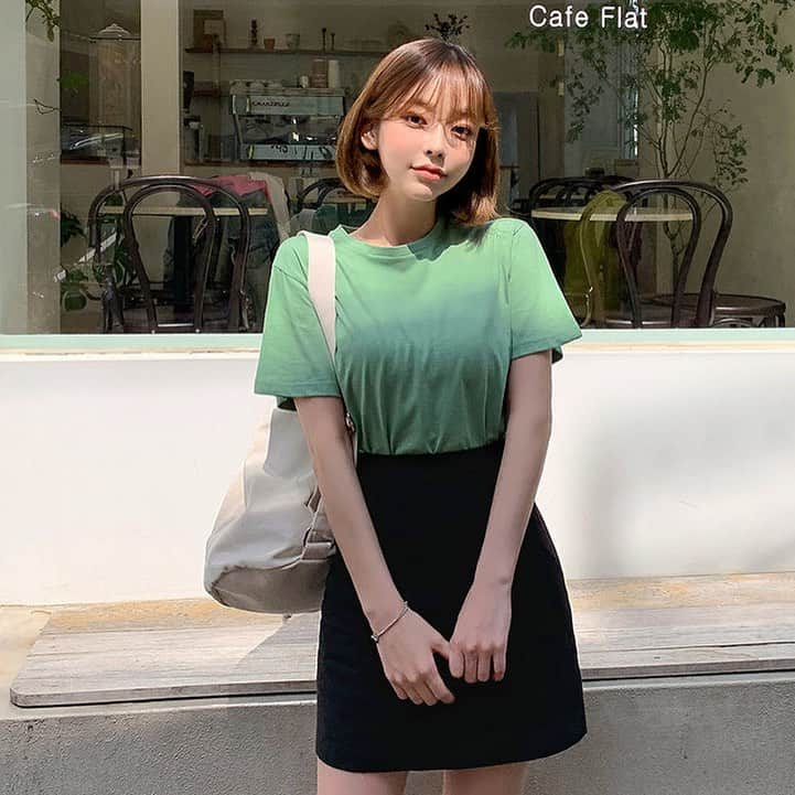 Chuuさんのインスタグラム写真 - (ChuuInstagram)「시원하게 입기 좋은 린넨스커트🍃#chuuseoul」6月26日 10時19分 - chuu_official