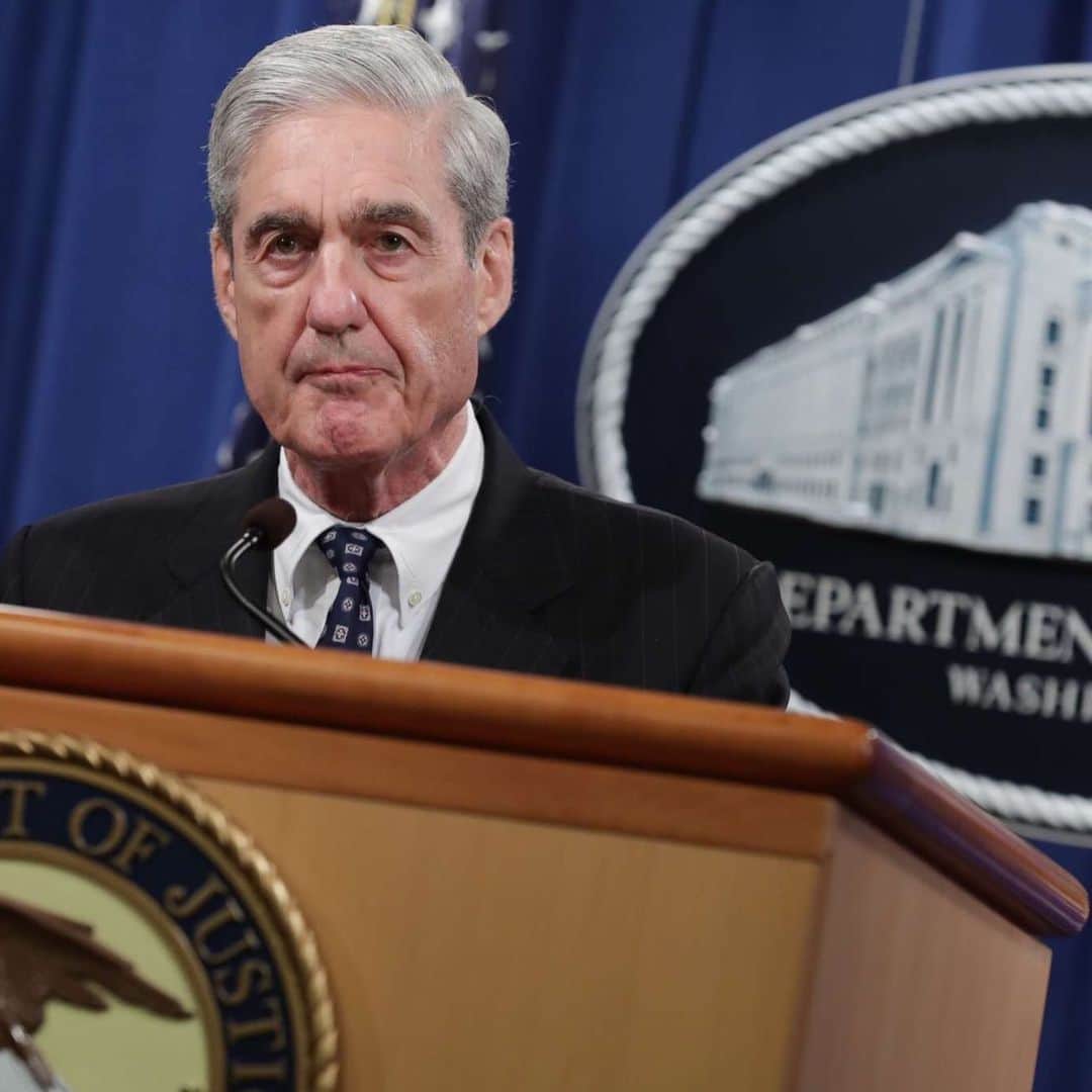 ABC Newsさんのインスタグラム写真 - (ABC NewsInstagram)「The House Judiciary and House Intelligence committees have subpoenaed former special counsel Robert Mueller for his testimony before Congress, according to a press release issued Tuesday evening. Mueller is expected to sit before both committees in two separate open hearings on July 17, according to congressional aides, with the possibility that some testimony will occur in closed session. (Chip Somodevilla/Getty Images) #mueller #politics #donaldtrump」6月26日 10時38分 - abcnews
