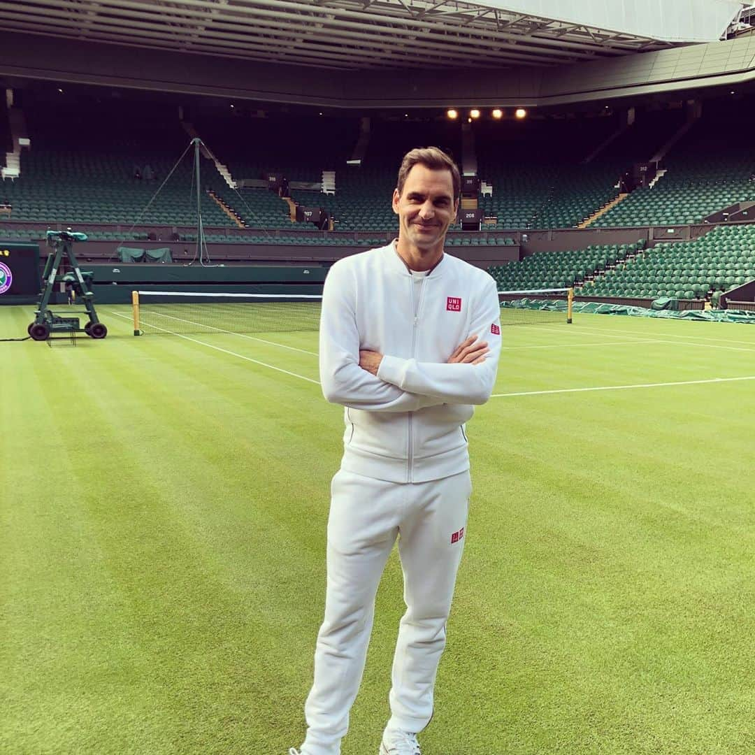 ロジャー・フェデラーさんのインスタグラム写真 - (ロジャー・フェデラーInstagram)「BACK😀」6月26日 2時25分 - rogerfederer