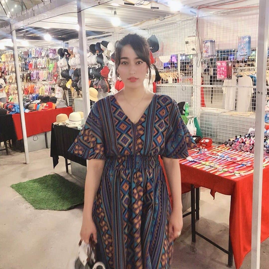 平田梨奈さんのインスタグラム写真 - (平田梨奈Instagram)「Good Night 🌙 #hirafashion  ベトナムぽいなって思って買ったワンピース👗どう？？😂 #danang #danangtrip #ダナン #ベトナム #女子旅 #旅行 #海外 #vietnam #ベトナム旅行 #ベトナム観光 #ダナン観光 #リゾート #resort #ダナン女子旅 #ベトナムファッション #タビジョ」6月26日 2時43分 - hirari_official