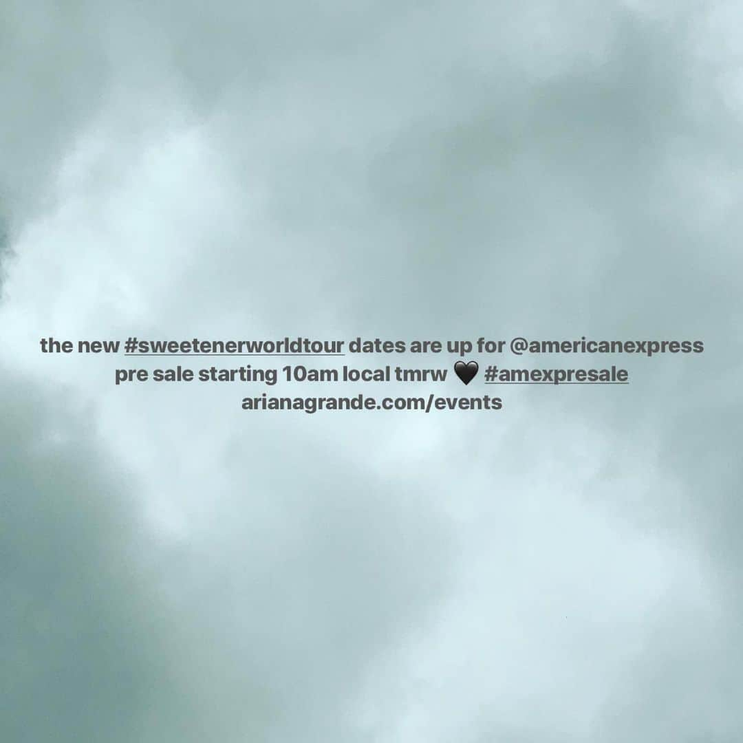 アリアナ・グランデさんのインスタグラム写真 - (アリアナ・グランデInstagram)「amex presale tomorrow 10am local time 🖤👼🏼」6月26日 2時37分 - arianagrande