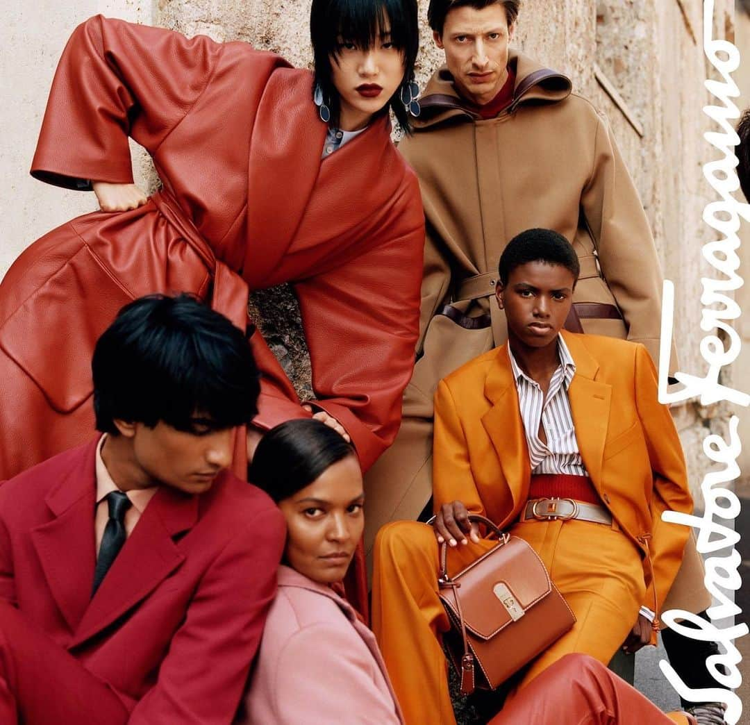 IMG Modelsさんのインスタグラム写真 - (IMG ModelsInstagram)「Orange Crush. 🍊 @yorgelismarte stars in @ferragamo’s #FW19 campaign. #📷 @harleyweir #👗 @jodieabarnes #👸🏾 #IMGstars」6月26日 2時48分 - imgmodels