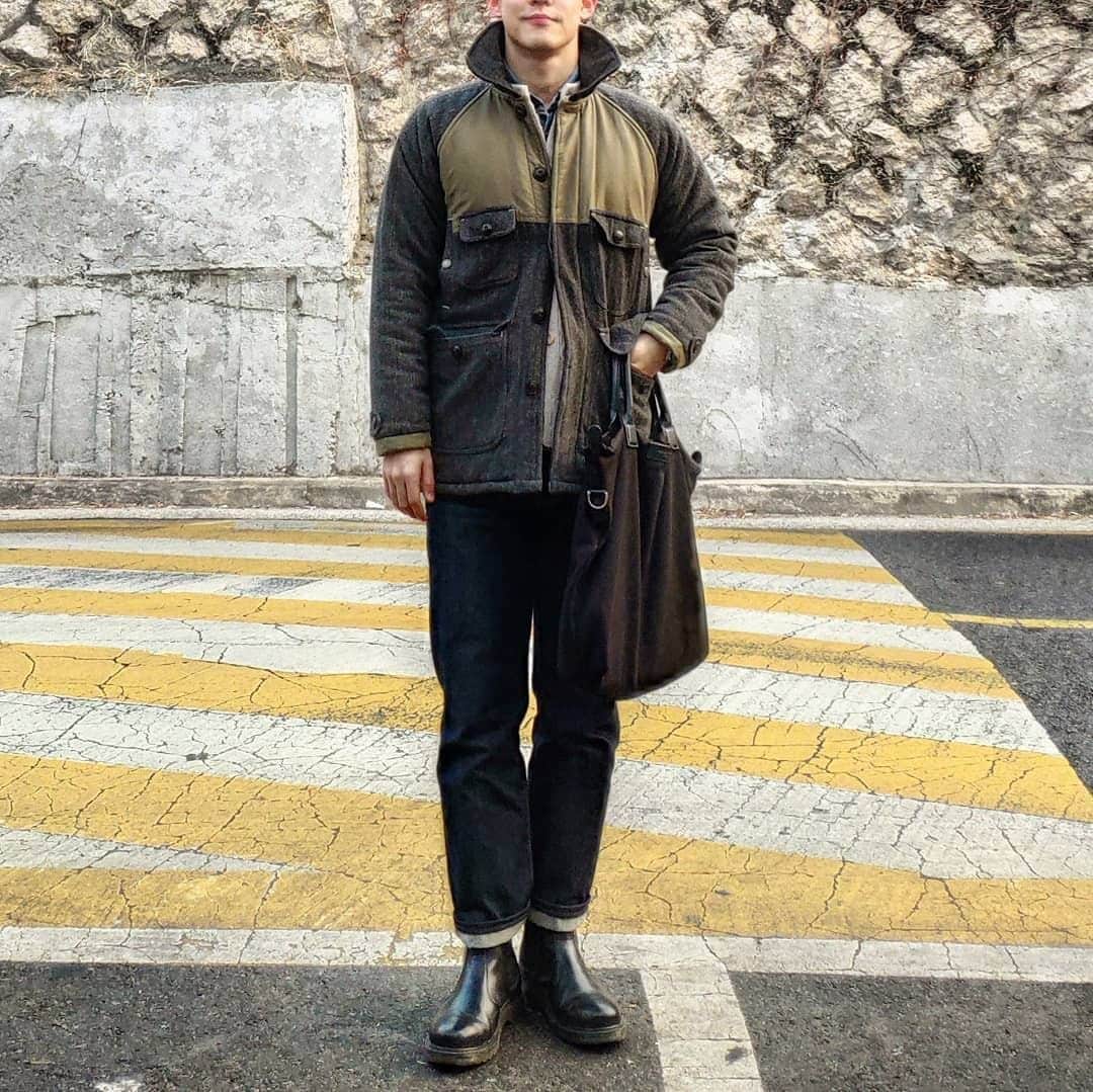 ウォントのインスタグラム：「With the O'Hare tote in hand, here's the every day uniform from @toto_man_. — #wantlesessentiels #oharetote #accessories #travel #essentials」