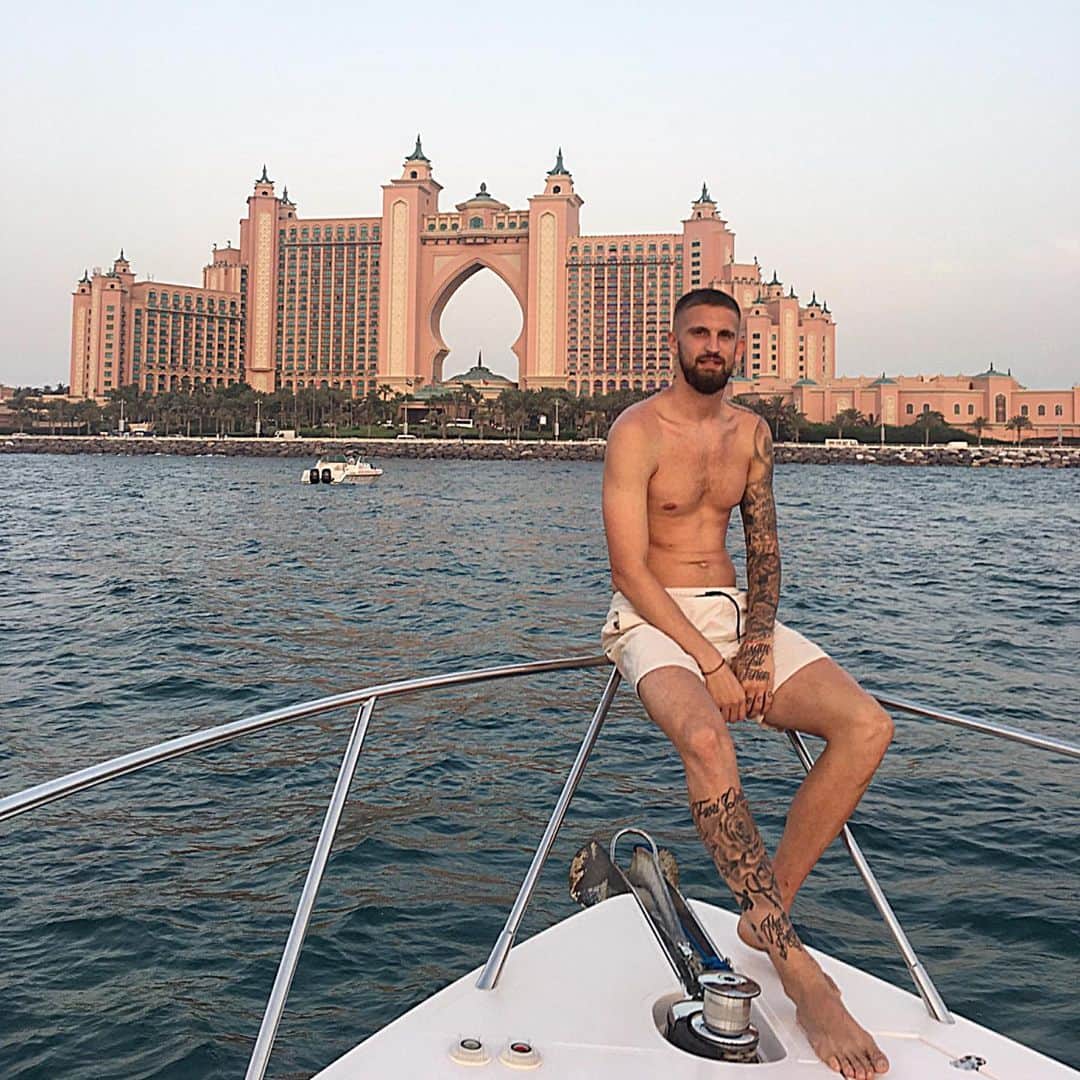 のインスタグラム：「Atlantis 🕌#Dubai」