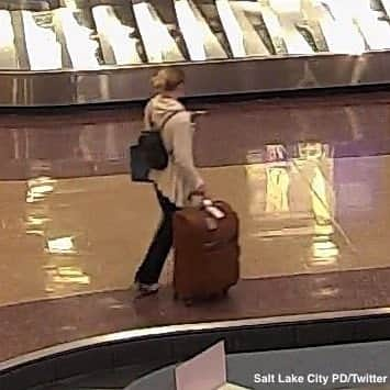 ABC Newsさんのインスタグラム写真 - (ABC NewsInstagram)「Police release last known photos of missing University of Utah student Mackenzie Lueck, who disappeared shortly after she was snapped by security cameras deplaning at the Salt Lake City International Airport. #saltlakecity #missing #police #surveillance」6月26日 5時55分 - abcnews