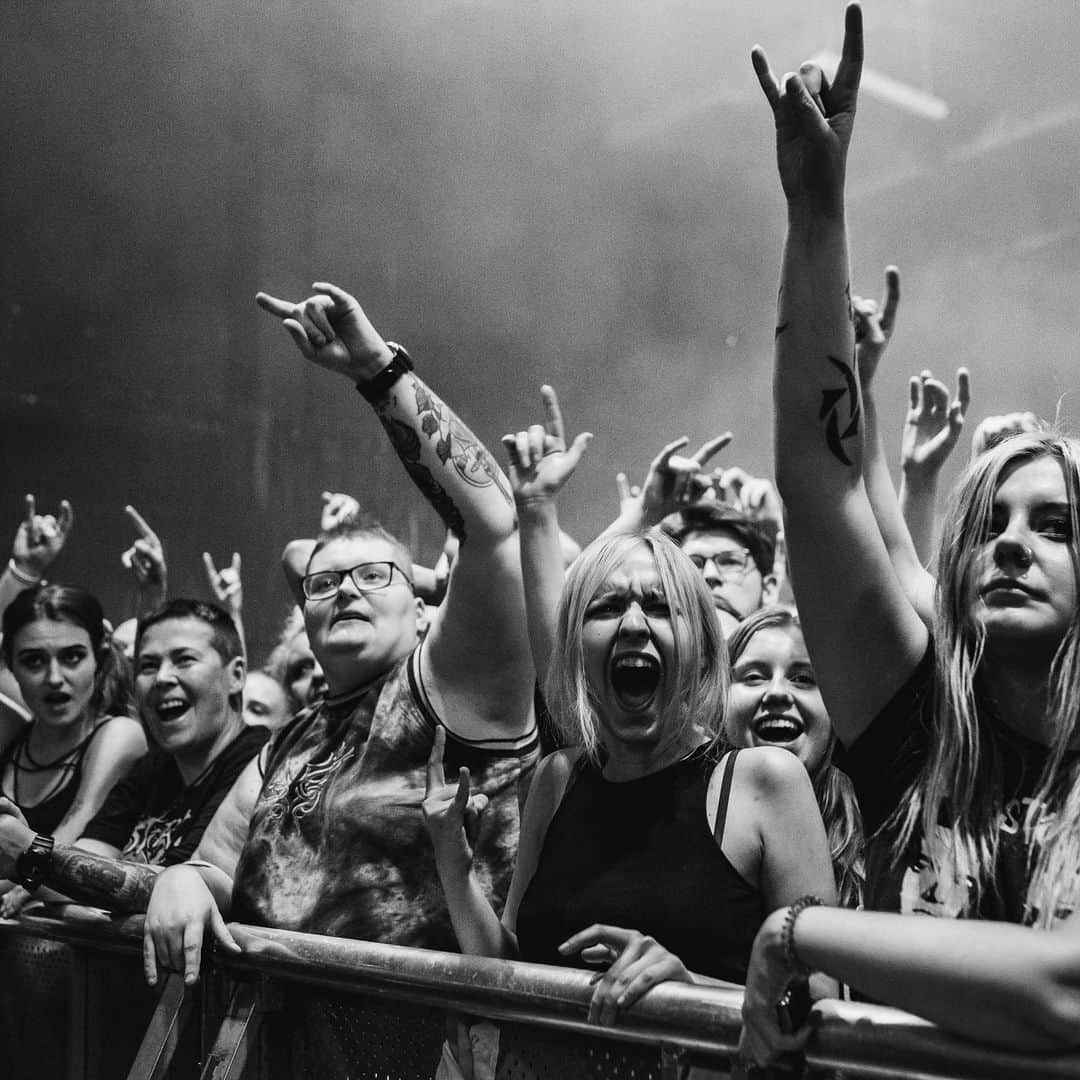 ジー・ヘイルさんのインスタグラム写真 - (ジー・ヘイルInstagram)「Headline show; Warsaw, Poland  Photos by @judyhwon」6月26日 6時46分 - officiallzzyhale