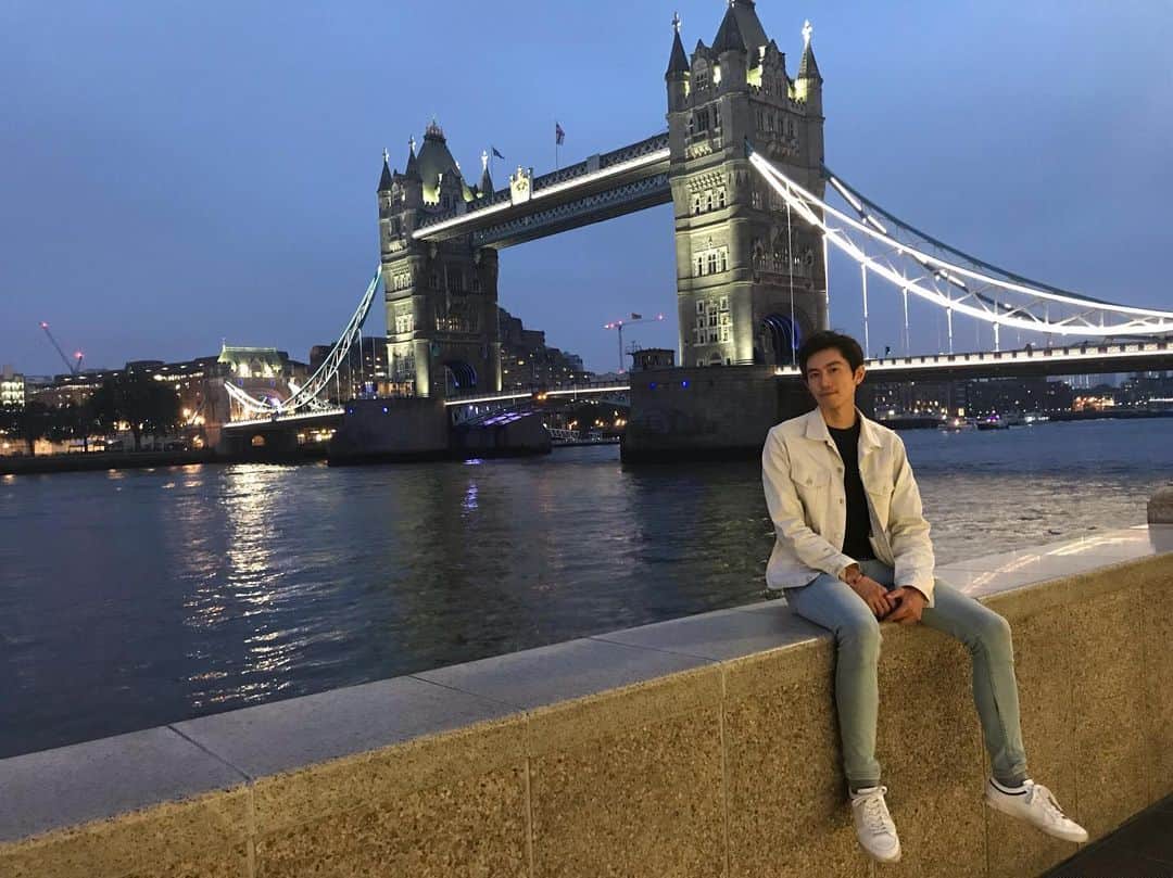 渡部純平さんのインスタグラム写真 - (渡部純平Instagram)「🇬🇧👋 . ロンドン上陸。 . . #london #europe #uk #modellife #lifeisjourney」6月26日 6時57分 - junpei_wt7b