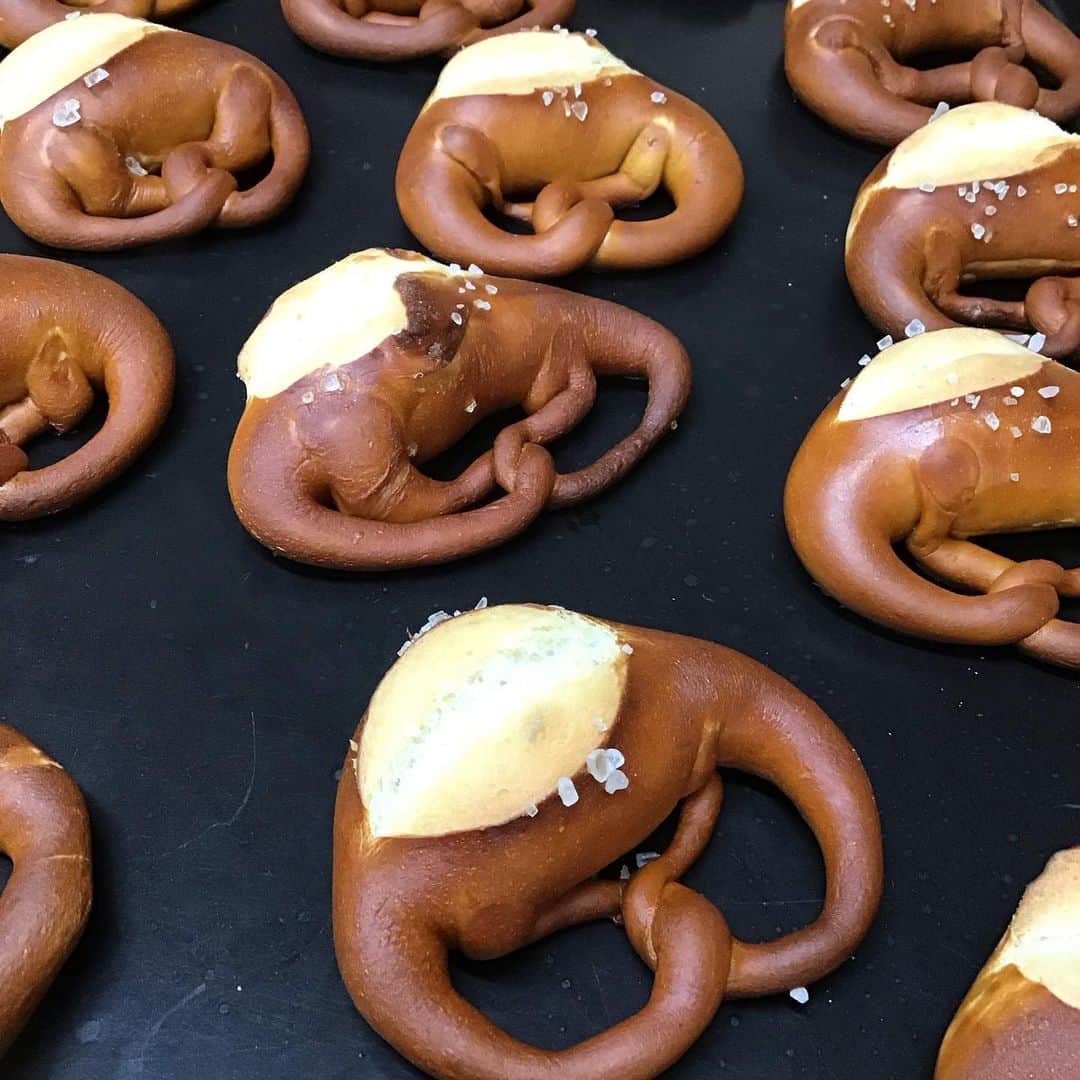 魔女菅原のグルメインスタ