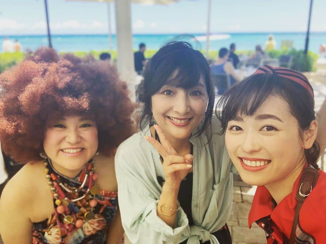 バービーさんのインスタグラム写真 - (バービーInstagram)「みんな優しいコメントありがとう🧡🧡🧡 左足首以外はエナジーに満ちあふれてるので、今週末あたりから仕事復帰するよ✨  その前にハワイで浮かれてる私を見てください🏖  フジテレビ『もしもツアーズ』 最新 #ハワイ を20倍楽しもうツアー🏝1泊3日の弾丸ツアー✈️ 6月29(土)よる6:30〜🌺🌺 #もしもツアーズ  #キャイ〜ン さん #福原遥 ちゃん #生田智子 さん」6月26日 7時55分 - fallin.love.barbie