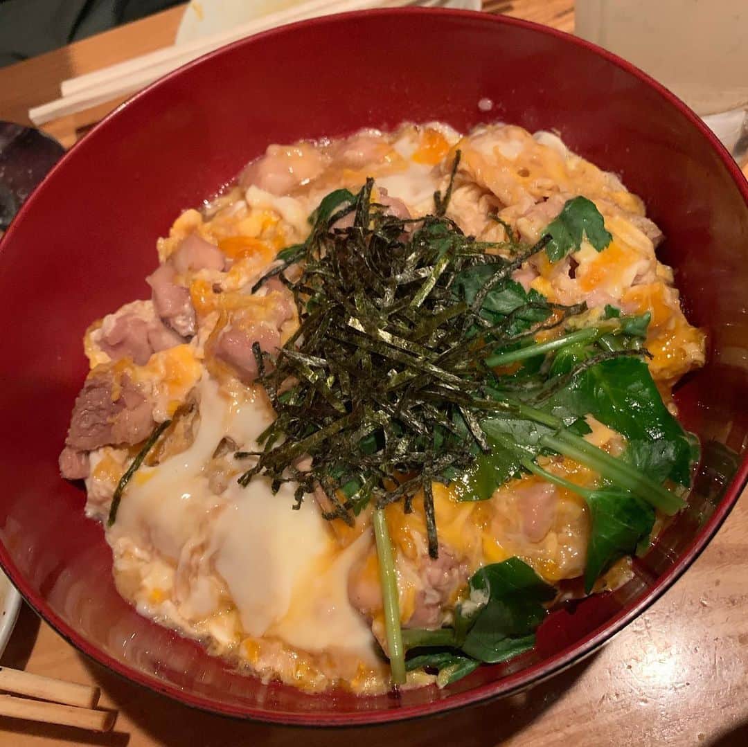 アイアム野田のインスタグラム：「親子丼５８０円 串８０〜１００円東高円寺にすごい店あった」