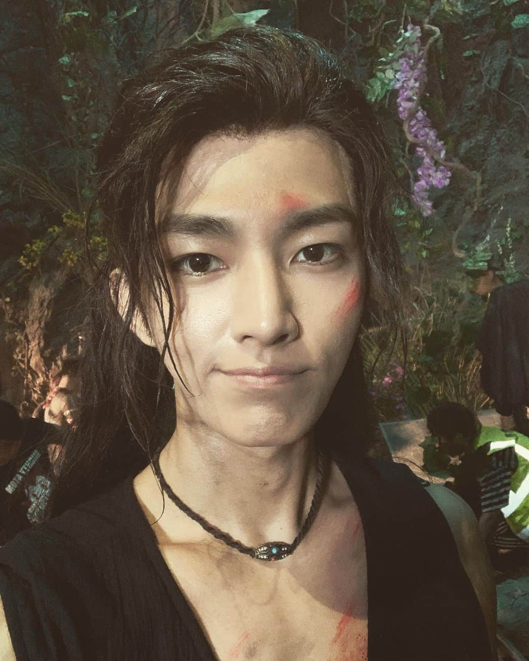 AARONさんのインスタグラム写真 - (AARONInstagram)「古人哪裡能自拍，頂多畫個自畫像。 #鞏仙 #aayan1120 #仙居服飾 （本服飾純屬創意，若有巧合⋯⋯⋯我也沒辦法）」6月26日 19時40分 - aayan1120