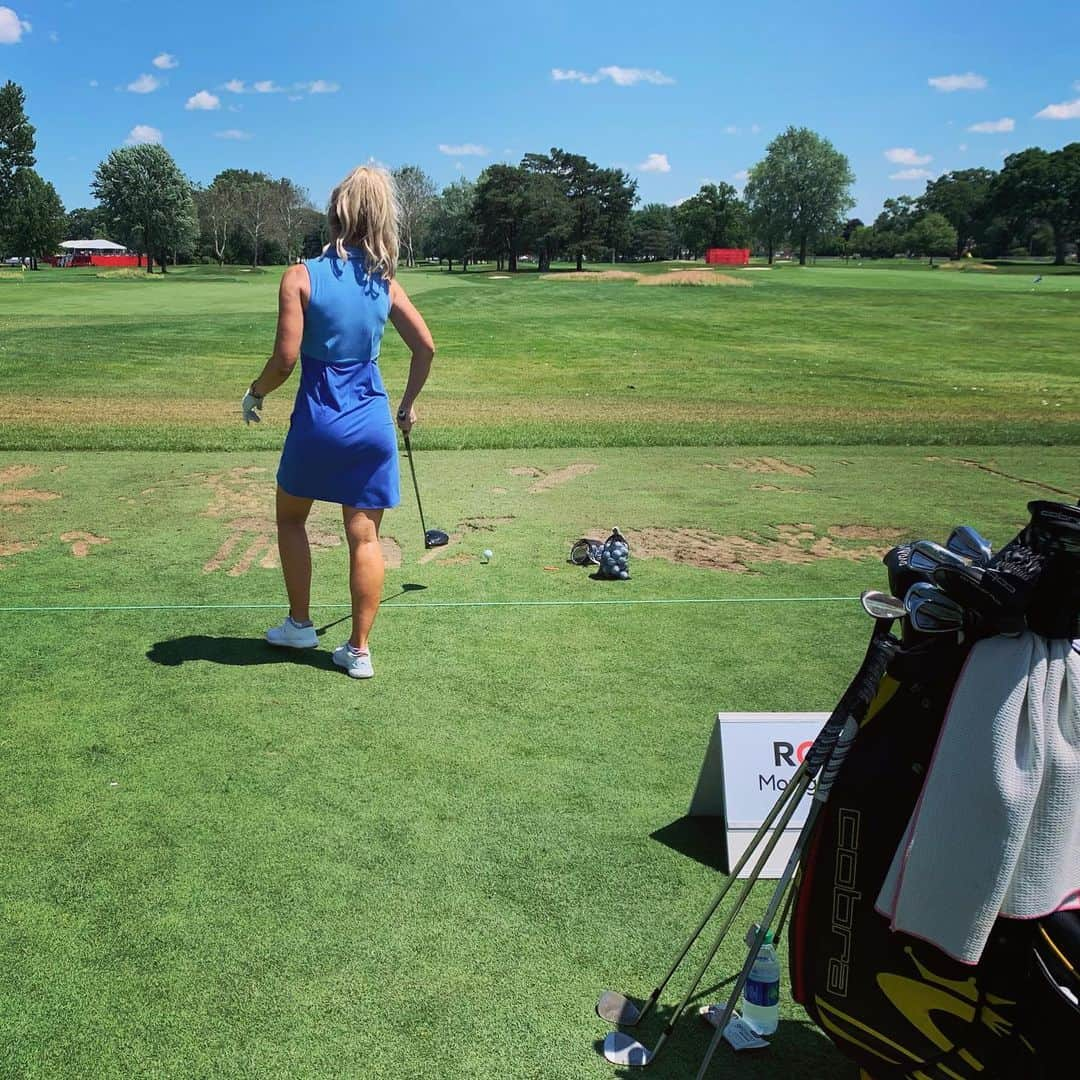 ブレア・オニールさんのインスタグラム写真 - (ブレア・オニールInstagram)「⛳️✨ Warming up on the range yesterday before the Area 313 Celebrity Challenge 🏌🏼‍♀️ • #Detroit #detroitgolfclub #golf」6月26日 19時41分 - blaironealgolf