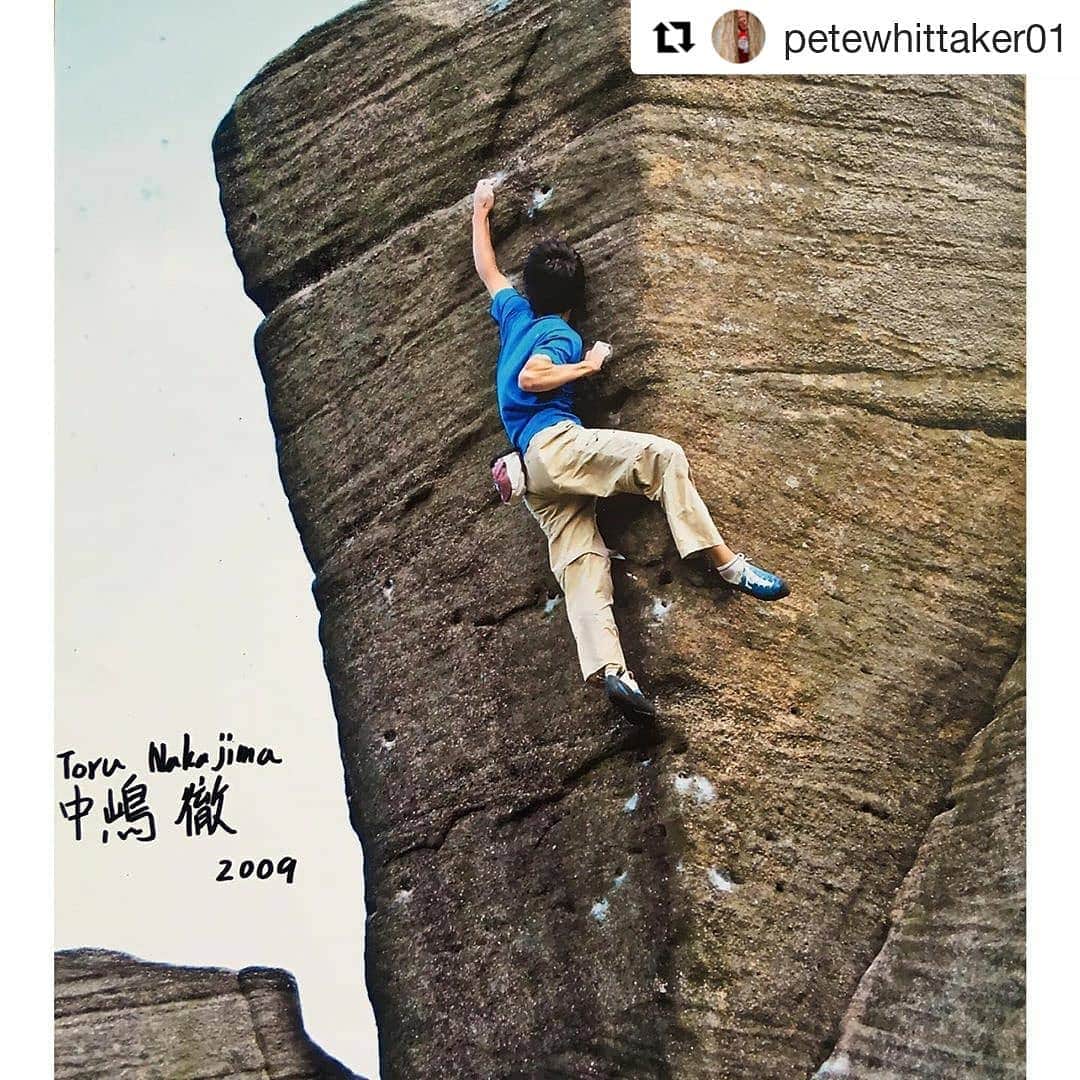 中島徹さんのインスタグラム写真 - (中島徹Instagram)「I can't believe that 10years have passed since my first trip, also my best trip in my life, to the Gritstone. Moreover, first ascent of Black Out in Burbage South is the best climb in my climbing life for sure. I always climb while dreaming I can climb rock like that moment.  Now I can speak and write English better than I used to be. I want to revisit there, want to climb with my benefactors, and want to express what I experienced and felt 10yrars ago, and now.  #Repost @petewhittaker01 (@get_repost) ・・・ Came back across this photo recently, from 10 years ago (actually a photo of a print out, because I'm not sure where the original file is) It's Toru @saruzaemon9 on the first ascent of Black Out at Burbage South. . I think Toru's visit to The Peak was the most impressive spree of Gritstone climbing ever. He came over from Japan in his school summer holidays, at just 15 years old. He came alone, knowing nobody and not speaking much English. I remember meeting him for the first time and we mainly did charades to communicate, however communication was easy, because his only goal was to climb on The Grit. An 18 year old me and @alex_ekins climbed with him, belayed, spotted, took video and photos, as he delicately floated over the gritstone with ease. . I think what made his trip so impressive was his age, independence, standard of climbing, time of the year and of course his ability and determination. . He showed respect to the Gritstone working up to the routes he did, and the gritstone repaid him back. He managed multiple repeats of testpieces. Second ascents. A Double E9 day. And the most impressive climb, the first ascent of the route pictured here, Black Out, which is still unrepeated. . I remember we were the only ones at Burbage South that day and it was pretty special to witness this one. . I'll try and dig out the video of this one!」6月26日 20時05分 - saruzaemon9
