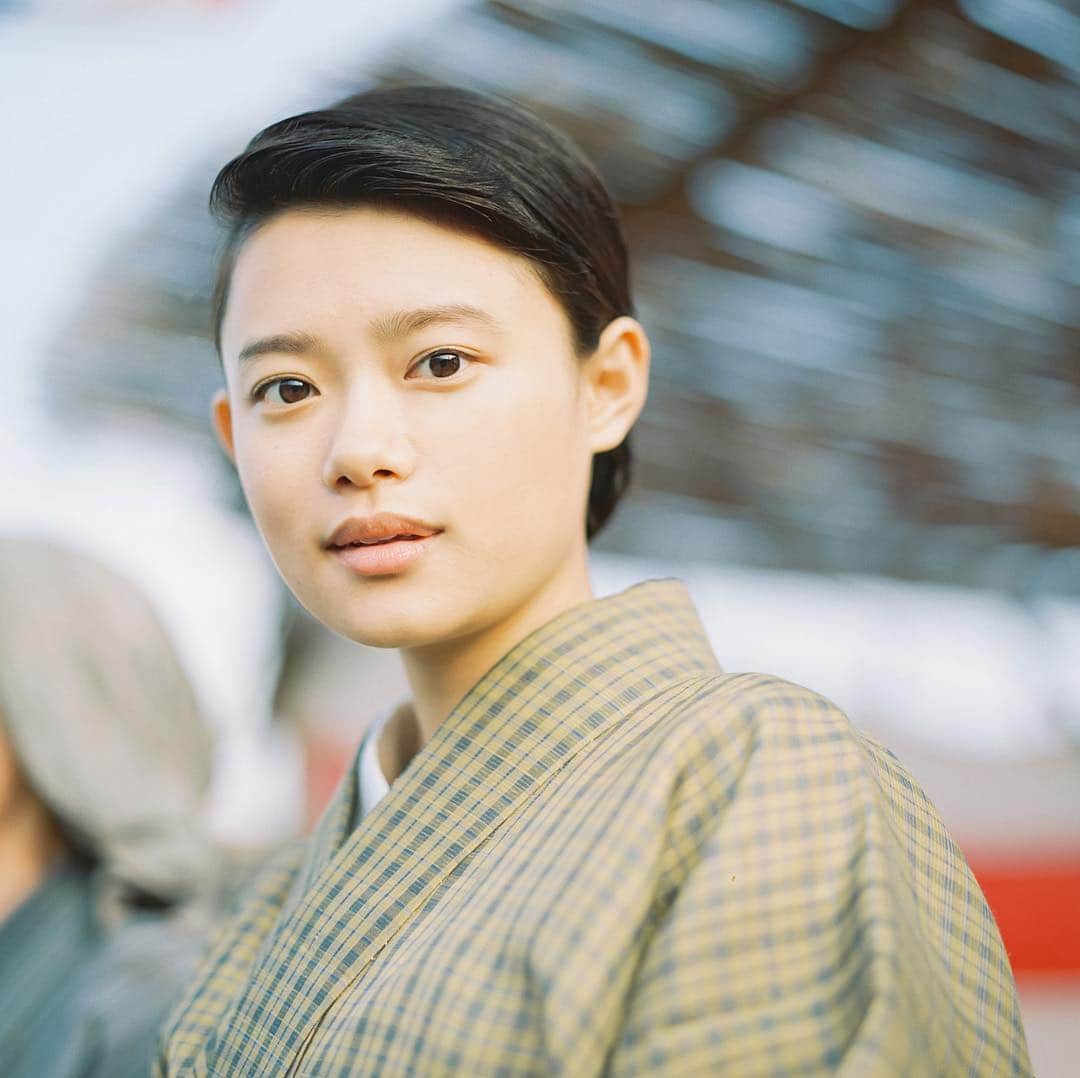 濱田英明のインスタグラム：「for @nhk_idaten 2019 #pentax67  #大河ドラマ #いだてん  #杉咲花 #黒島結菜  #菅原小春 #森山未來 #大友良英 #SachikoM #柄本佑」