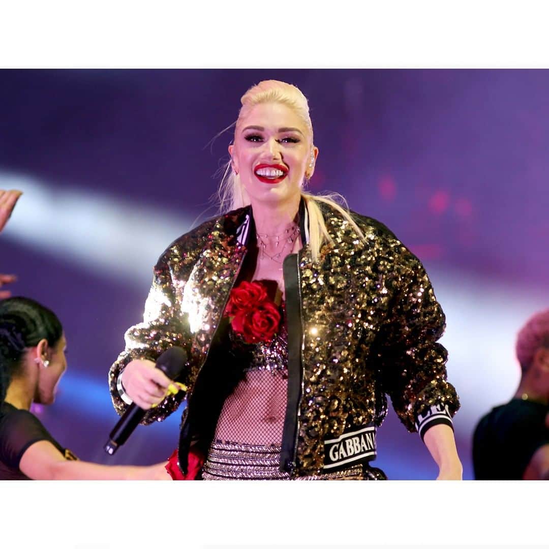 ドルチェ&ガッバーナさんのインスタグラム写真 - (ドルチェ&ガッバーナInstagram)「Gwen Stefani wears Dolce&Gabbana as she performs on stage during the Machaca Fest 2019 in Mexico. #DGWomen #DGCelebs」6月26日 20時01分 - dolcegabbana