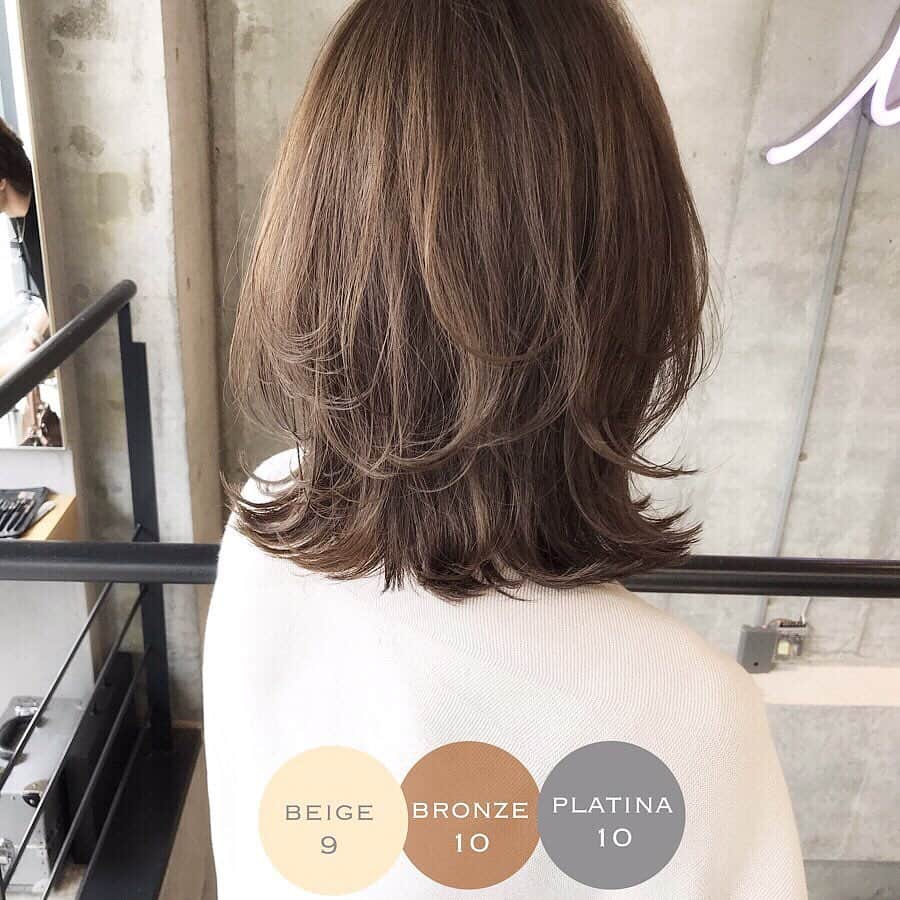 木村一平さんのインスタグラム写真 - (木村一平Instagram)「6月人気ベージュ系ヘアカラー4選💫 選んでみました！今月はこの画像を持ってご来店される方が多い気がしますねー☝🏻 ラベンダーベージュ＊ プラチナベージュ＊ パールブロンズ＊ ブロンズベージュ＊ ※シークレットハイライト入ってますー ご参考に✨ @waystokyo  #イエローベース#ブルーベース#ミディアムレイヤー#ミディアムヘア#外ハネ#ばっさりカット #ロブ#ボブ#きりっぱなしボブ #切りっぱなし#外ハネボブ #ベージュカラー #肌馴染みベージュ #ベージュコーデ #透明感カラー #シークレットハイライト #ハイライトカラー」6月26日 20時01分 - kimuraippei