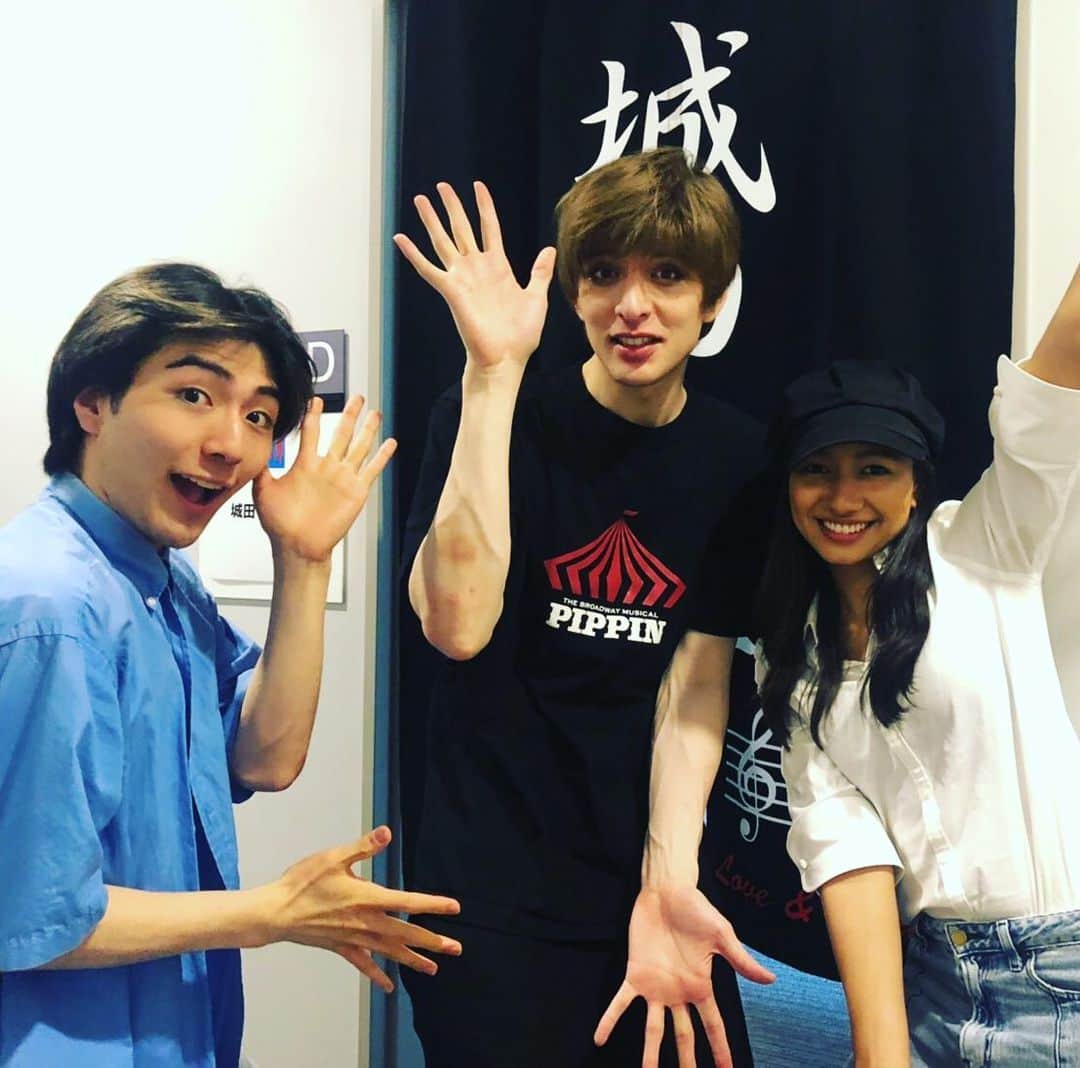 豊原江理佳のインスタグラム：「#PIPPIN 観劇  夢のような時間☺︎ ‪小学生の頃からフォッシーの大ファンの私はもう心が踊りまくりで椅子から半分乗り出す勢いでした。最高！ #ピピン」