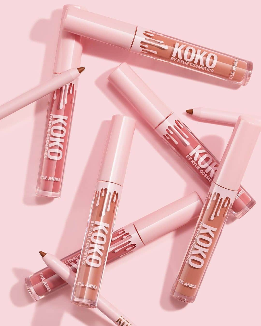 Kylie Cosmeticsさんのインスタグラム写真 - (Kylie CosmeticsInstagram)「Koko Kollection lips 💫 shop now on Kylie Cosmetics App with code "KYLIEAPP5" to receive $5 off your order 💕 hurry!! sale ends tonight 11:59 pm pst」6月26日 12時32分 - kyliecosmetics