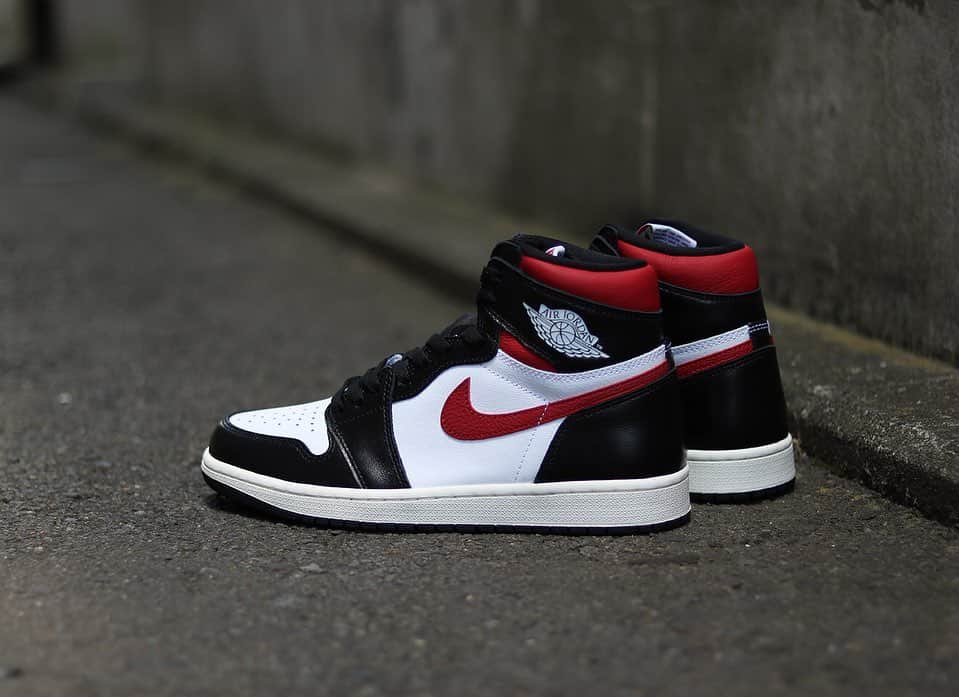 A+Sさんのインスタグラム写真 - (A+SInstagram)「2019 .6 .29 (sat) in store ■NIKE AIR JORDAN 1 RETRO HIGH OG COLOR : BLACK×GYM RED-WHITE-SAIL SIZE : 26.0cm - 29.0cm PRICE : ¥16,000 (+TAX) ・ #a_and_s #NIKE #NIKEAIRJORDAN1 #NIKEAIRJORDAN1RETRO #NIKEAIRJORDAN1RETROHIGHOG」6月26日 12時42分 - a_and_s_official