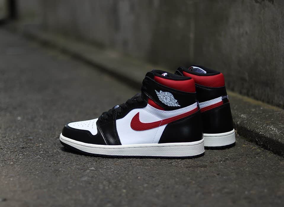 のインスタグラム：「2019 .6 .29 (sat) in store ■NIKE AIR JORDAN 1 RETRO HIGH OG COLOR : BLACK×GYM RED-WHITE-SAIL SIZE : 26.0cm - 29.0cm PRICE : ¥16,000 (+TAX) ・ #a_and_s #NIKE #NIKEAIRJORDAN1 #NIKEAIRJORDAN1RETRO #NIKEAIRJORDAN1RETROHIGHOG」