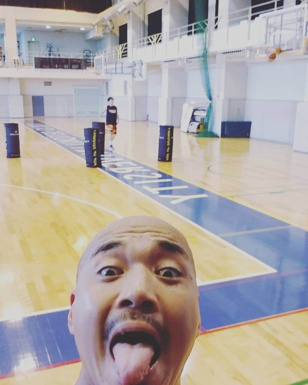 岩佐潤さんのインスタグラム写真 - (岩佐潤Instagram)「あっつ(笑)今日は、自主トレからのチーム練習からのスクールからの、練習試合ビーフマン(笑) ハードだけど楽しすぎてやばい❤ #よい１日を#enjoyurday」6月26日 13時39分 - juniwasa