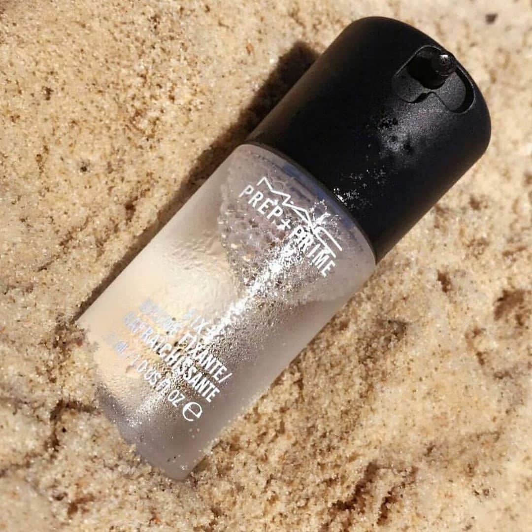 M•A•C Cosmetics Franceさんのインスタグラム写真 - (M•A•C Cosmetics FranceInstagram)「M·A·C - SOLDES 💦  C'est le jour J ! Les soldes commencent dès maintenant en boutiques et en ligne 😜 Craquez pour vos essentiels ou tester des nouveautés 😉 Quelle est votre wishlist ? 💄  #maccosmetics #maccosmeticsfrance #macfixplus #fixplus #macfrancesummer #macaddict」6月26日 14時00分 - maccosmeticsfrance