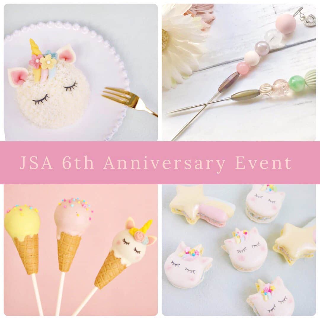 のインスタグラム：「協会設立６周年を記念して、 『JSA6周年アニバーサリーイベント』を開催します❣️ 夢かわいいパーティーメニューをテーマにした4種類のワークショップ(要予約)を開催✨  一般の方や、お子様もご参加いただけます✨ JSA6周年を皆さまと一緒にお祝いできたら嬉しいです😊 🎀開催日 ＊自由ヶ丘校 8月4日(日)  10:00〜16:00 ＊芦屋校 8月10日(土)  10:00〜16:00 🌈ワークショップ ＊ユニコーンドームケーキ  2,000円 ＊ユニコーンマカロン  1,500円 ＊ユニコーン &アイスクリームケーキポップス  2,000円 ✳︎デコスクライパーニードル  2,000円  ワークショップのご予約は只今よりスタート❣️ 🦄ご予約はこちら https://web.star7.jp/reserve_new/mobile_yoyaku_101.php?p=82070c7275 🦄詳しくはこちら https://ameblo.jp/saloneze-jiyugaoka/entry-12484804492.html」