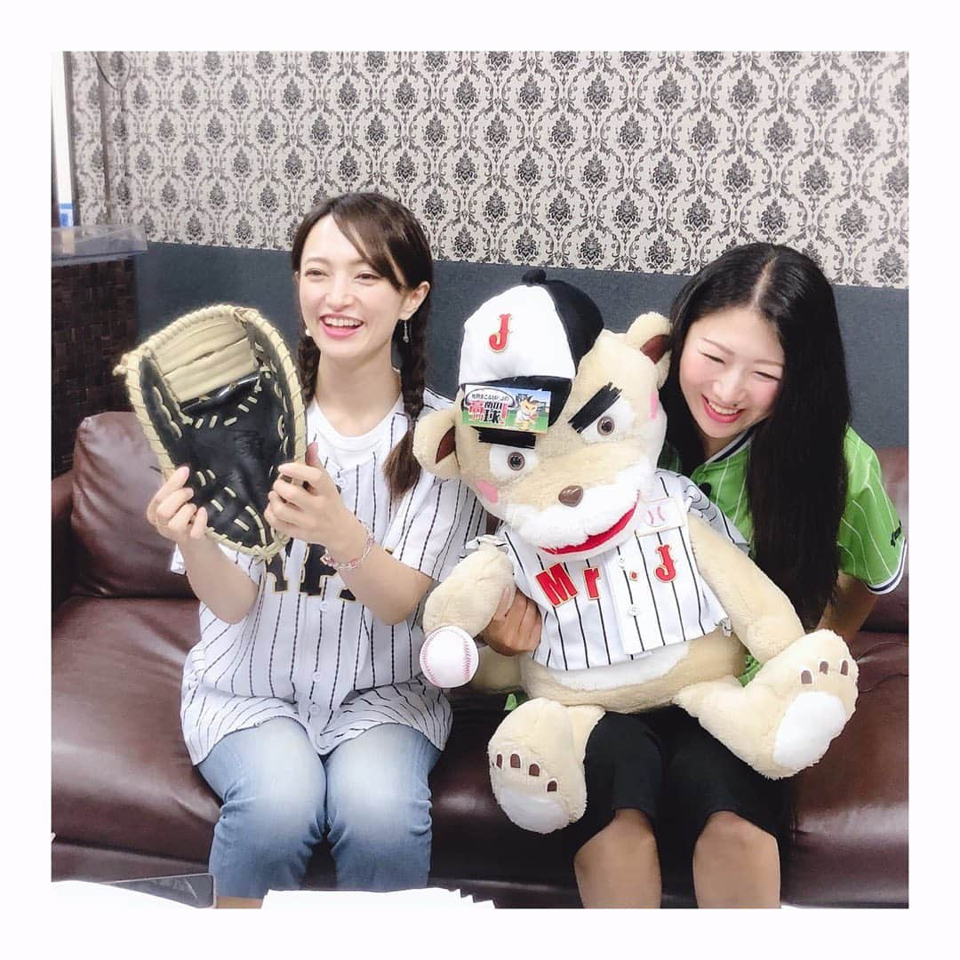 杜野まこさんのインスタグラム写真 - (杜野まこInstagram)「#高つり #山本祐香 ちゃん #ミスターJ #野球 #大好き #DJ #NPB J祐香ちゃんにたくさん遊んでもらえて、とっても嬉しそうでした☆  祐香ちゃん ありがとう‼️✨」6月26日 15時36分 - makomorino