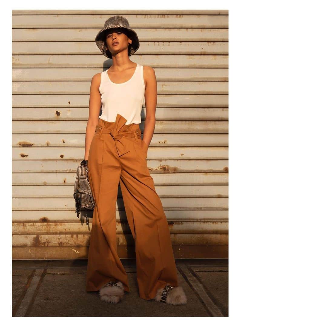 のインスタグラム：「🔥 #TheMuse #prefall19 #editorial #newyork #nyc #love #ootd #inspiration #dorotheeschumacher #photography #midweek #inspiration #tops #pants 🔥」