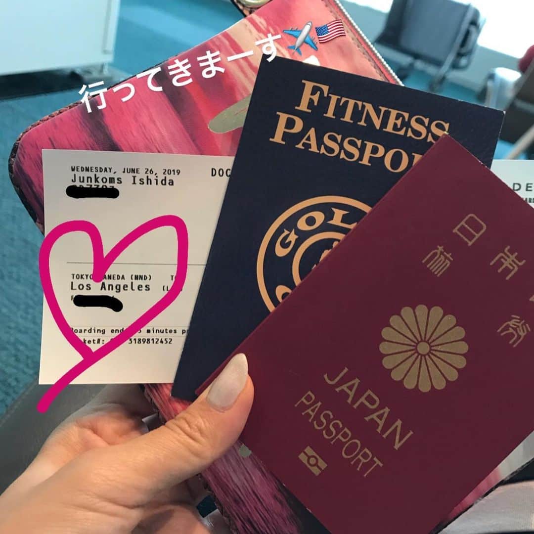 jun fitnessさんのインスタグラム写真 - (jun fitnessInstagram)「・ 【本の発売前日ですが✈️】 LAにfitness修行等々に行ってきますー🇺🇸🌴🏋🏾‍♂️ ワクワク❤️ ・ ・ #diet#fitness#exercise#beforeafter#picoftheday#selfie#instadaily#LA#LosAngeles#America #ダイエット#ダイエッター#ビフォーアフター#筋トレ#努力#フィットネス女子#モニター募集#ダイエット食#糖質オフ#ボディメイク#ロサンゼルス」6月26日 15時50分 - jjfitness44