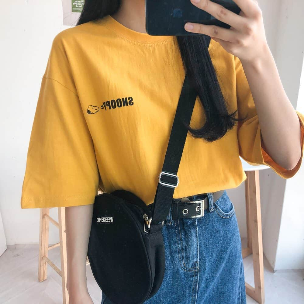 ガールズルールさんのインスタグラム写真 - (ガールズルールInstagram)「. ヌピTシャツ (t6723) COLOR : IVORY, YELLOW, BLACK . #걸스룰 #한국 #한국패션 #얼짱 #데일리룩 #오오티디 #koreanfashion #girlsrule #ootd #twinlook #dailylook #ガールズルール #韓国 #韓国ブランド #韓国ファッション #韓国ファッション通販 #今日のコーデ #オルチャン #オルチャンファッション #韓国アイドル #カップルコーデ #韓国好きな人と繋がりたい」6月26日 15時57分 - girlsrule_official