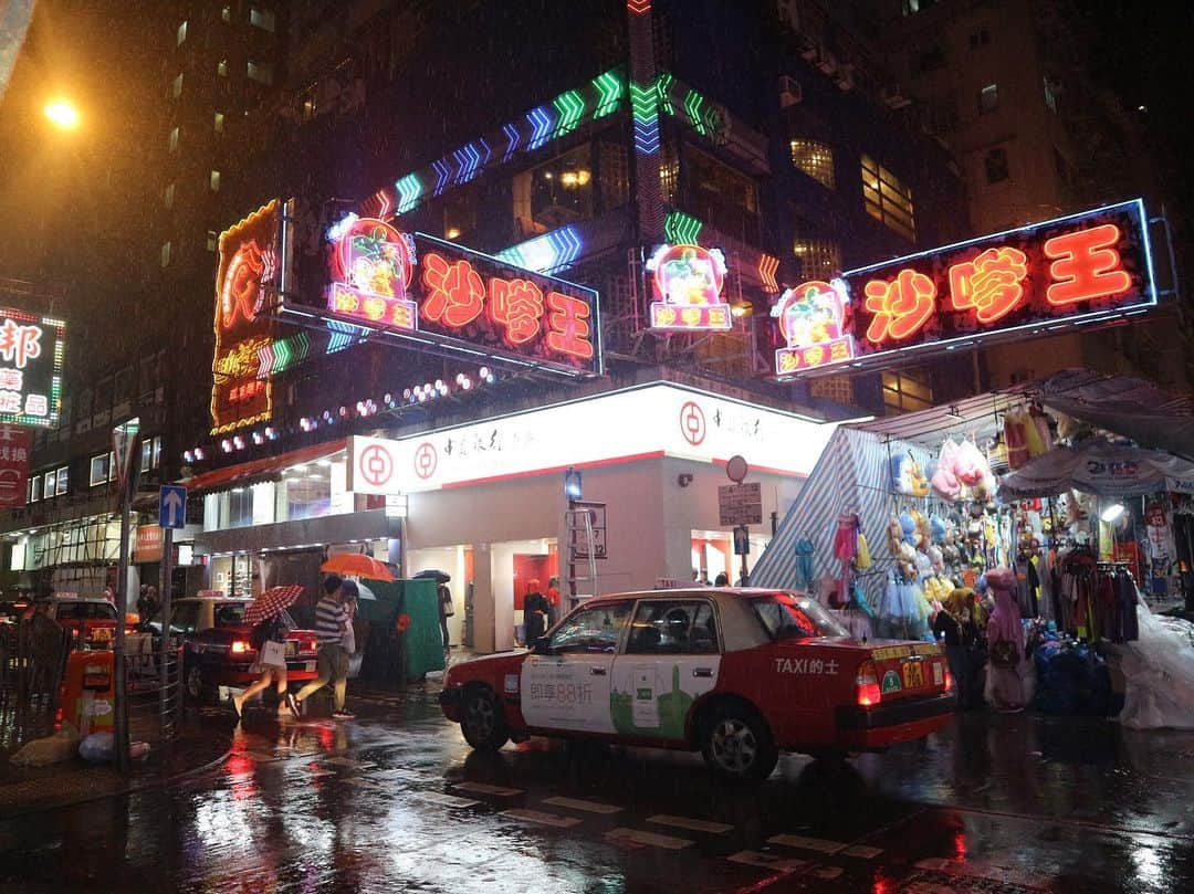 ANNA さんのインスタグラム写真 - (ANNA Instagram)「香港は雨のシーズン☔️・ スコールの様な土砂降りに何度か見舞われる😂🌀・ ・ #hongkong #香港」6月26日 16時10分 - anna_flare