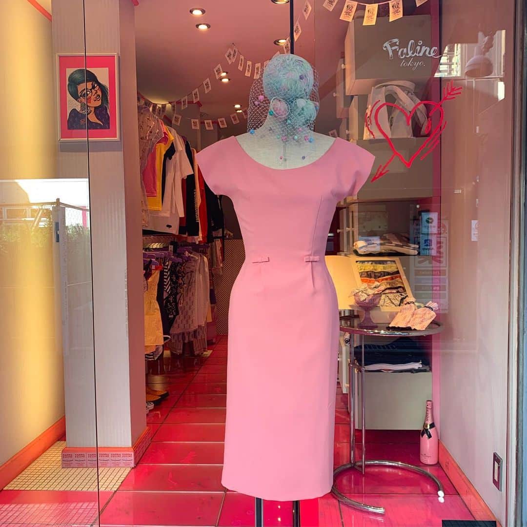 のインスタグラム：「Perfect pink💞Mathilde dress @maisonfifichachnil  in @falinetokyo」