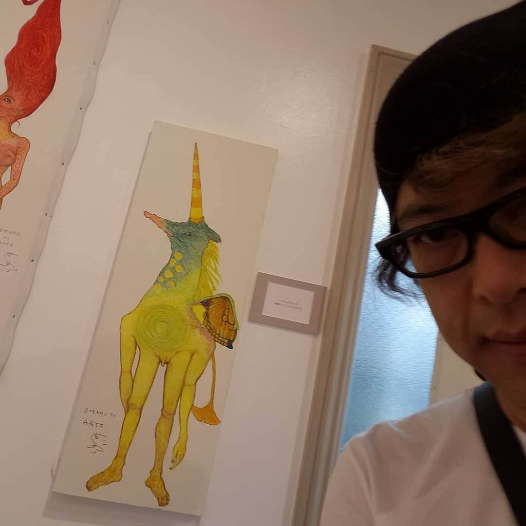 勝田一樹さんのインスタグラム写真 - (勝田一樹Instagram)「satokoの個展に行ってきてよ❗ スゲー‼️satokoスゲー‼️ ほぼ全部ソールドアウト‼️ 才能スゲー‼️ 30日までやってるよ‼️ 皆おいでー‼️🎵 #satoko #satoko個展  #サトコドラム #勝田一樹  #kazukikatsuta  #ディメンション #dimensionjazz #サイト青山」6月26日 16時56分 - kazukikatsuta