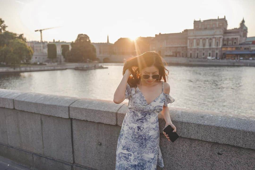 GYEON SEOさんのインスタグラム写真 - (GYEON SEOInstagram)「_* beautiful sunset 🧡 . . @spectacles_room #stellamccartney #quad22thailand」6月26日 16時59分 - queengyeon