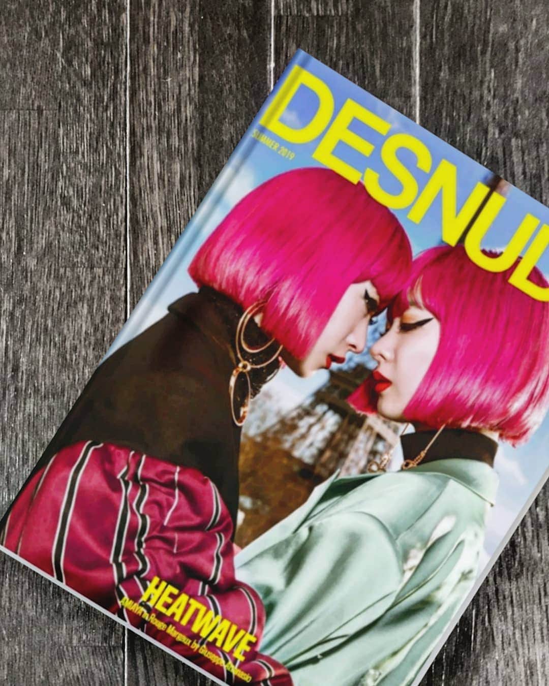 倉岡晋也のインスタグラム：「Work ✓ @desnudoitalia summer issue cover story shot by @giuseppeattanasioph styled by @martinasquillace production management by @shinyakuraoka assisted by @tmmrmmt cover featuring full looks @cemcinar_paris by @__cemcinar__ jewelry @laruicci パリで撮影を組んだ イタリア版DESNUDOのカバーストーリー 今年3月のパリ•ファッションウィーク中にパリコレ委員会のサポートを受け特別にオフィシャルスケジュール内での撮影をさせて頂きました。 AMIAYAのインタビューも掲載されております。 フランスとイタリアと日本と 沢山のやり取りが大変だったけど本当に楽しい撮影で気持ちいっぱいです。。 沢山のご協力ありがとうございました！！ special thanks @plcconsultingparis @palaisdetokyo 🇫🇷🇫🇷🇫🇷 @yamamoto.y_asobisystem @asobisystem_official 🇯🇵🇯🇵🇯🇵」