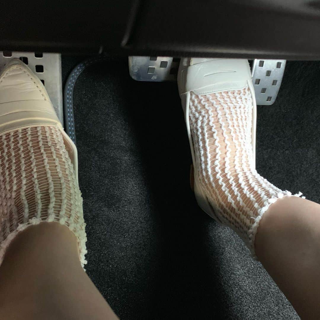 吉田由美さんのインスタグラム写真 - (吉田由美Instagram)「なぜか両足サポーター💦」6月26日 17時49分 - yumi__yoshida