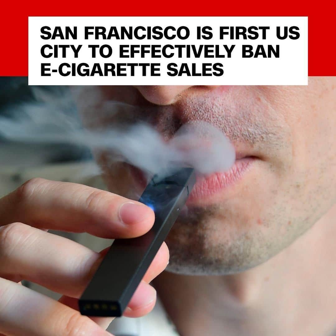 CNNさんのインスタグラム写真 - (CNNInstagram)「San Francisco will become the first US city to ban the sale of e-cigarettes, after the city’s board of supervisors voted in favor of an ordinance on Tuesday. The ordinance says "no person shall sell or distribute an electronic cigarette to a person in San Francisco" unless that product has undergone premarket review by the US Food and Drug Administration. To date, none have. This includes sales in brick-and-mortar stores, as well as online sales shipped to a San Francisco address. The measure does not ban the use of e-cigarettes among people 21 and older. Photo: Eva Hambach/Getty Images」6月26日 18時23分 - cnn